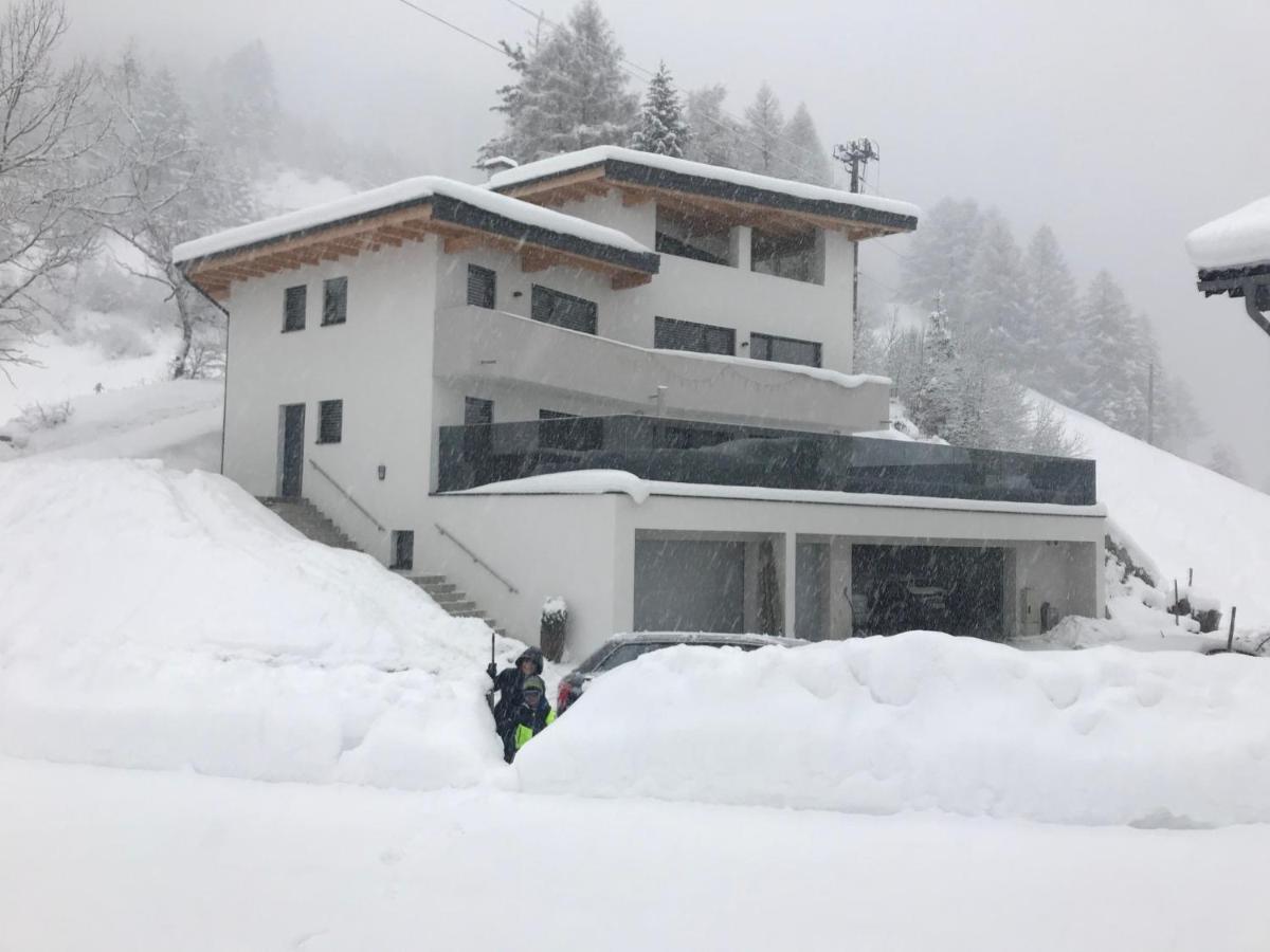 Apartment Victoria Gries am Brenner Bagian luar foto
